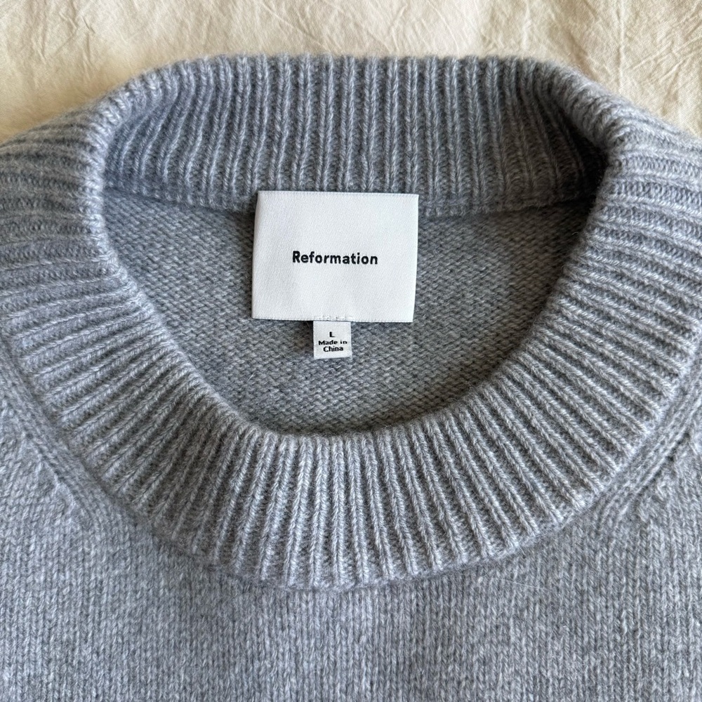 Reformation Cove Cashmere Oversized Crew in Husky - Picture 7 of 8
